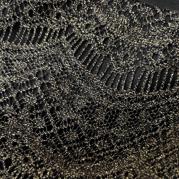 Eclipse Strapped Shirt - Picture 4 of 4